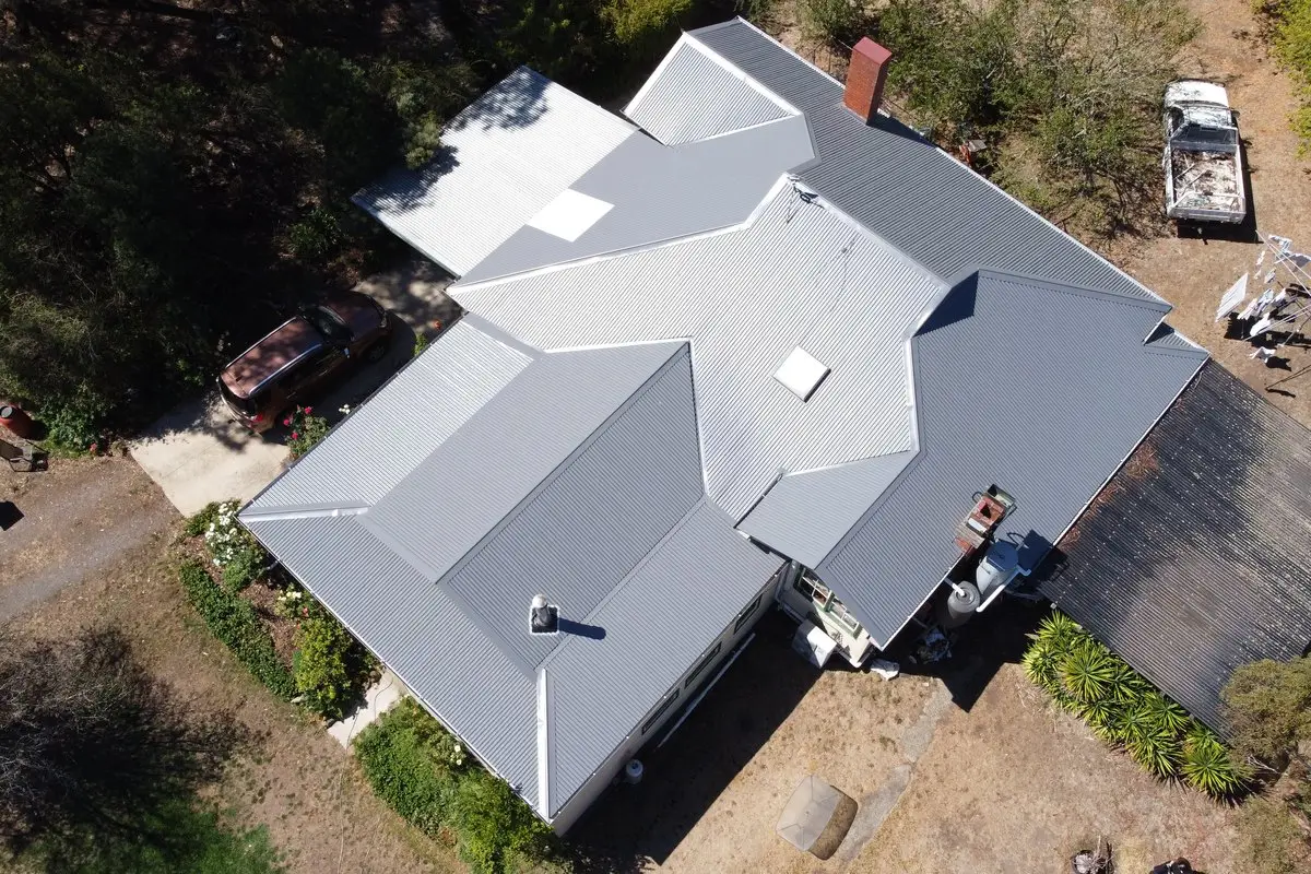 Aerial view of an iFix Roofing Geelong project – DJI 0550
