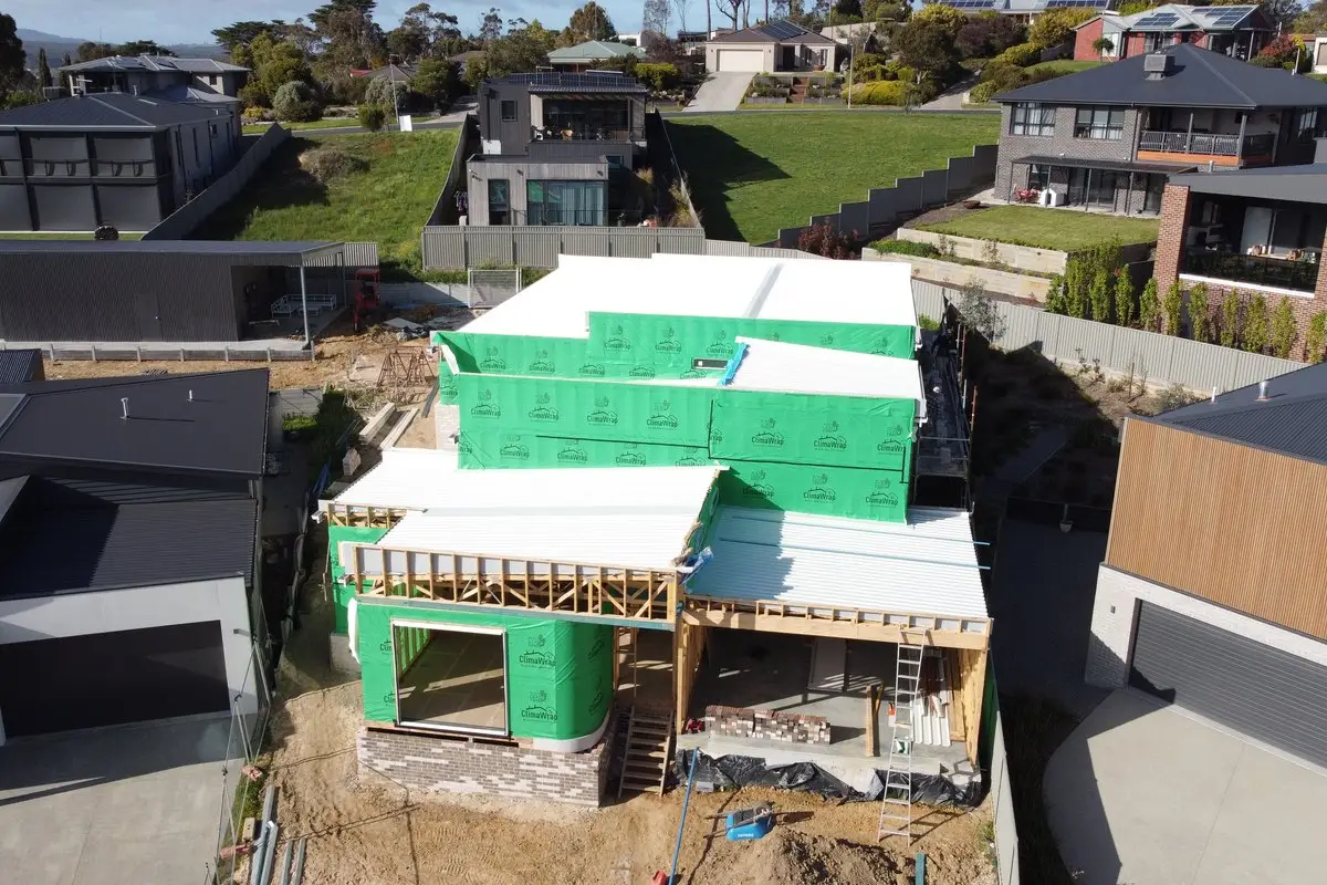 Aerial view of an iFix Roofing Geelong project – DJI 0690
