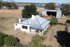 Aerial view of an iFix Roofing Geelong project – DJI 0861