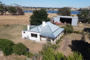 Aerial view of an iFix Roofing Geelong project – DJI 0862