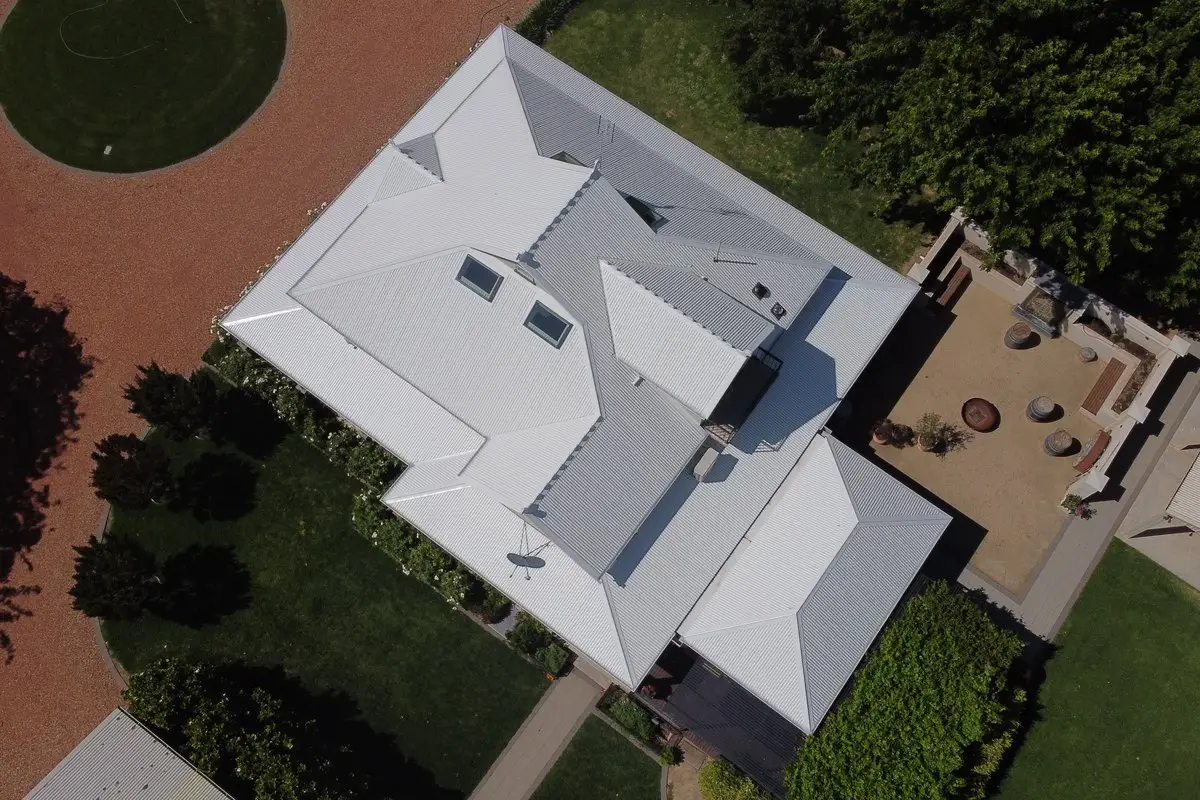 Aerial view of an iFix Roofing Geelong project – DJI 0168