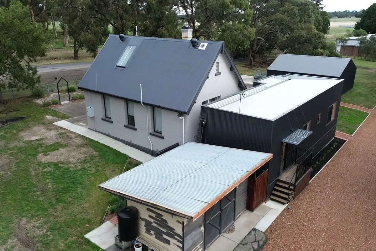 Aerial view of an iFix Roofing Geelong project – DJI 0182